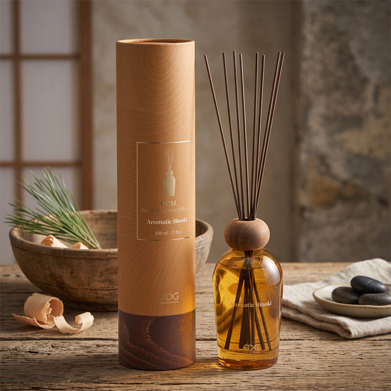 Profumatore Opal Aromatic Hinoki ambientato in casa